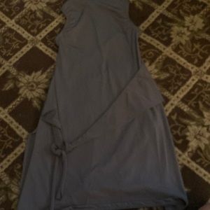 gray turtleneck no sleeve dress!